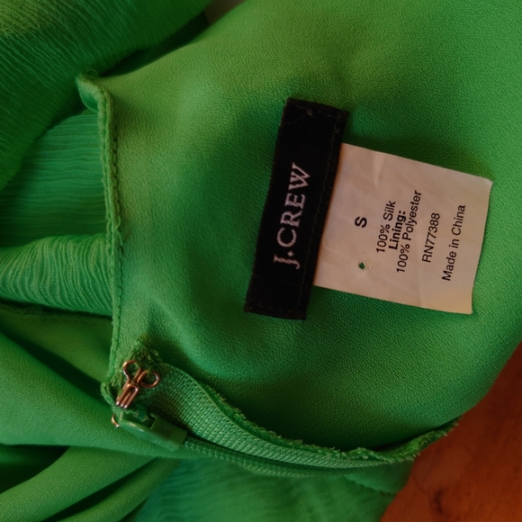 Vintage Y2K J Crew 100% Silk Tank Top Bright Green Colorful Camisole Size Small - Picture 13 of 14